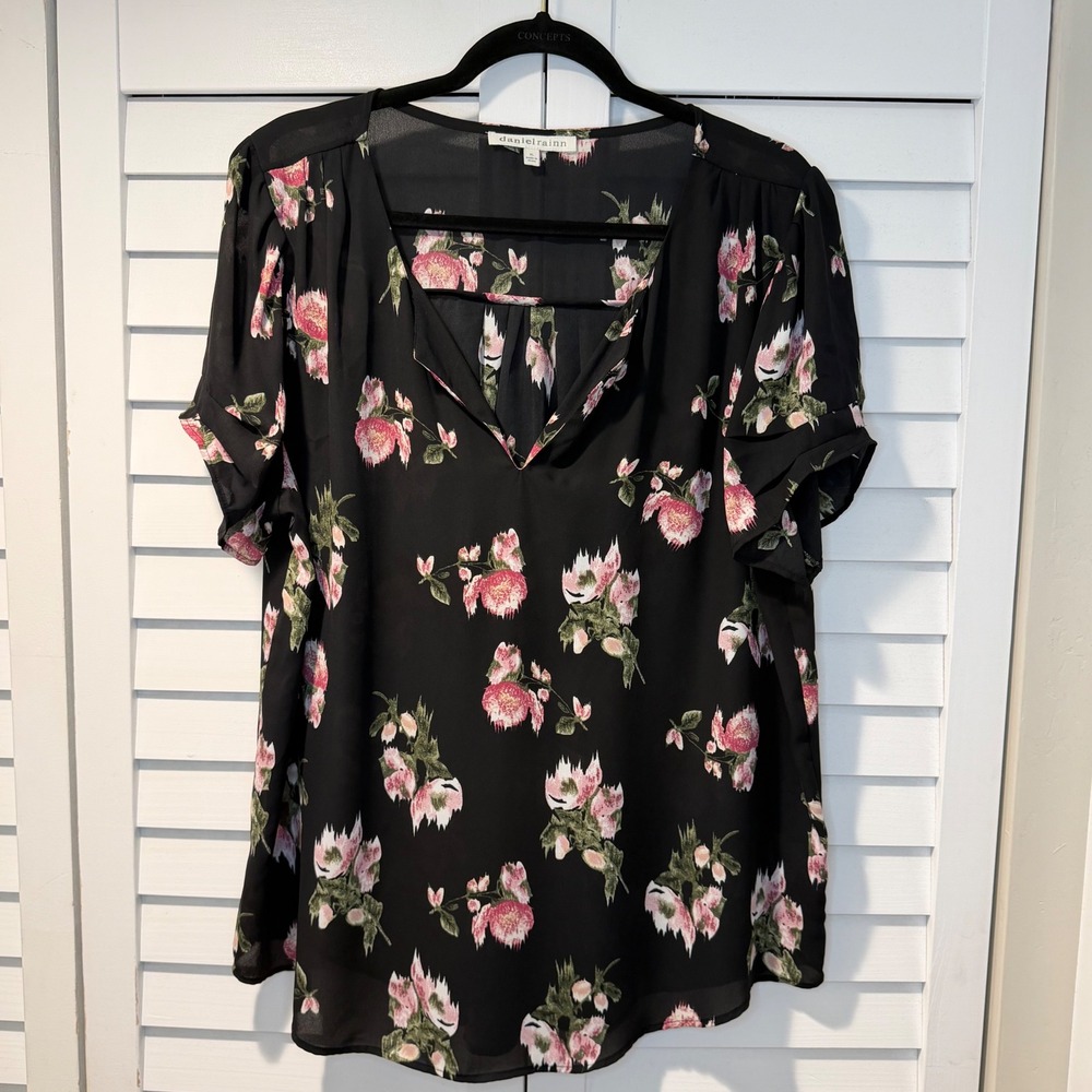 Women XL Floral‎ V-Neck Short Sleeve Blouse Casual Office Wear Daniel Rainn